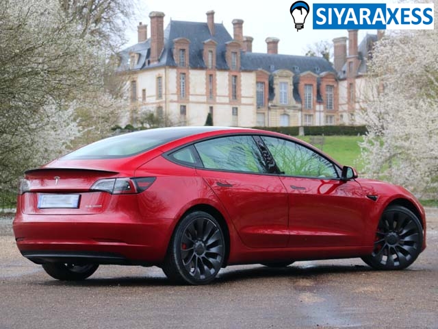 Tesla model 3 - 2017