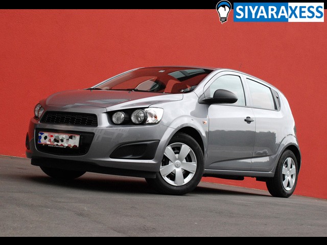 Chevrolet Aveo avec 5 trous - 2011 to 2016